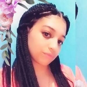 Meet your Posher, Sandy